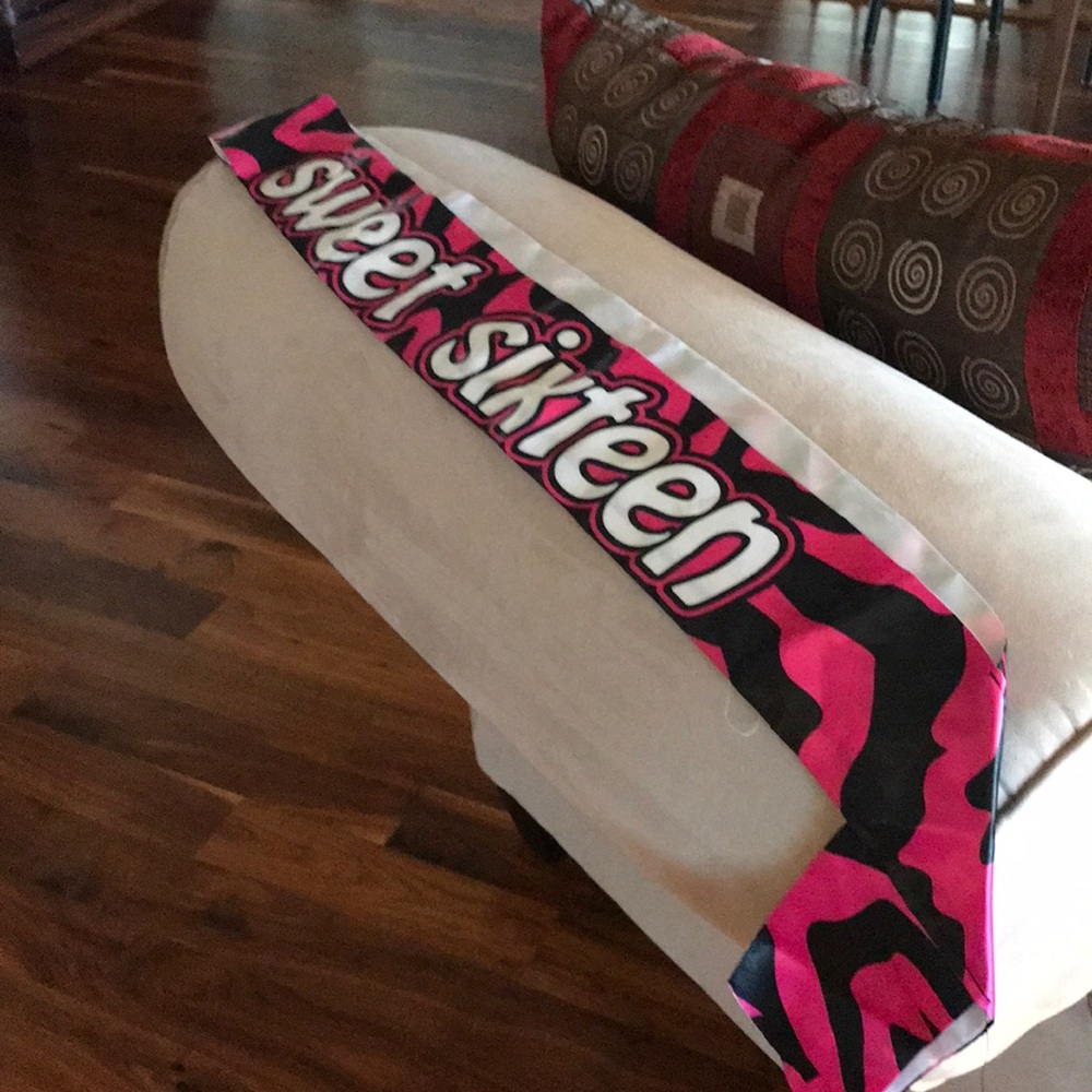 Sweet Sixteen Sash